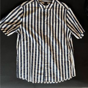 H&M White/Dark Blue Button up Shirt Large